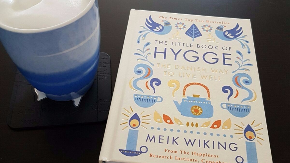 The little book of hygge danish secrets to happy living Book Reviews Mundus Librium The Little Book Of Hygge